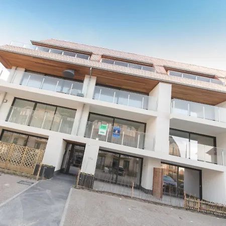 Wanderlust With Garage By Interhome *