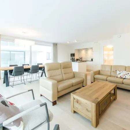 Wanderlust With Garage By Interhome Apartman Mispelburg