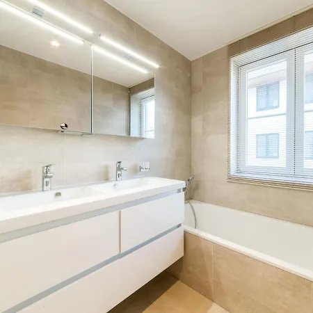 Wanderlust With Garage By Interhome